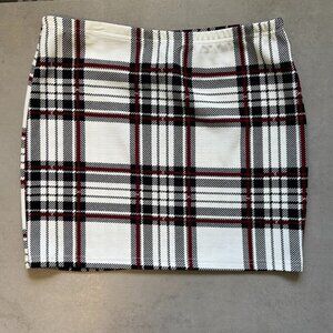 🔥 4 for $20 DEALSHEIN Plaid Mini Skirt Size L Black White Red Preppy Schoolgirl